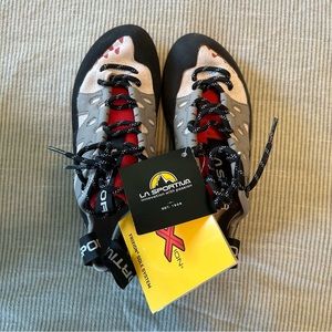 Brand New Grey and Hibiscus La Sportiva Tarantulace Climbing Shoes